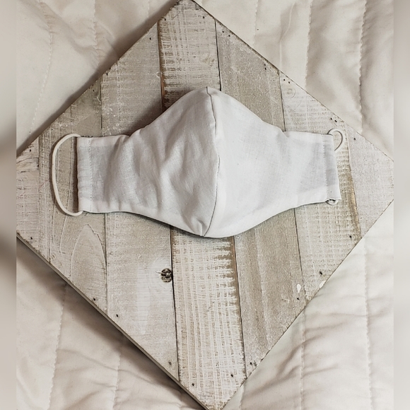 Green Plaid White Face Mask Reversible Triple Layer Filter - Picture 3 of 3